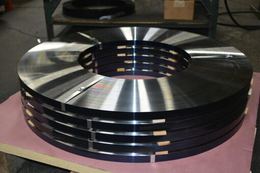 Round edge tempered spring steel spool